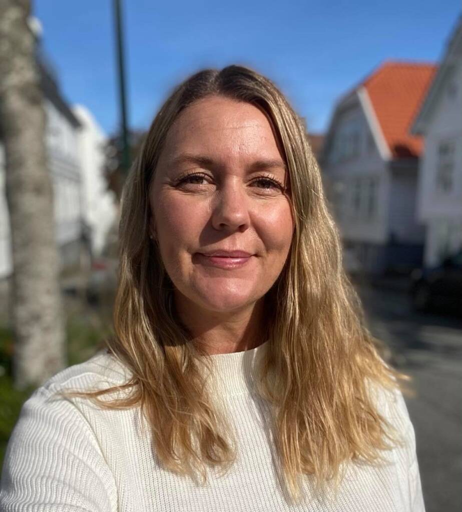 AnneMarie (2)